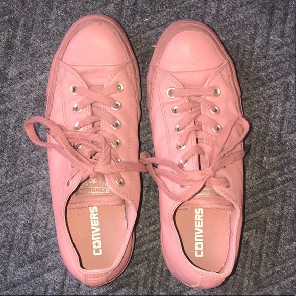 ALL PINK LEATHER CONVERSE - Picture 1 of 4